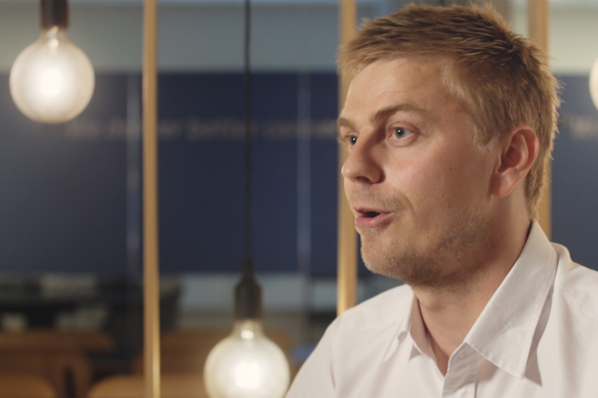 TC TDC Film3 DK.00 00 28 17.Still002